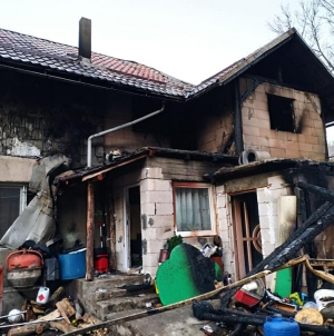 Noul apel la caritate: În județul Maramureș o familie căreia i-a ars casa toată are acum trebuință de ajutorul nostru al tuturor! Iată cum poți deveni sprijin!
