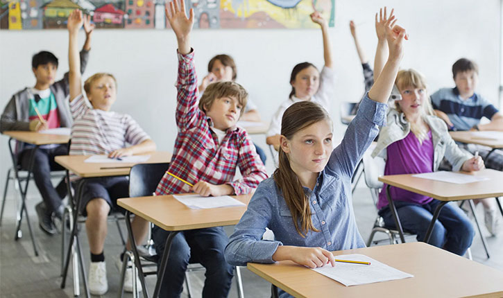 Ministrul Educației anunță noi schimbări în educație: Fără medii semestriale, fără teze obligatorii. Fiecare elev va avea nevoie de N+3 note