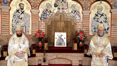 Programul liturgic al ierarhilor în a patra săptămână din Postul Mare