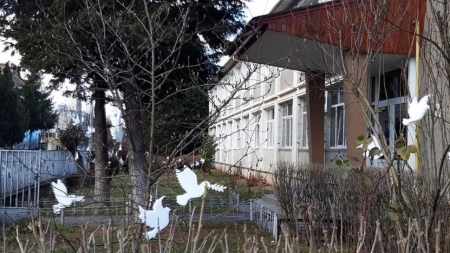 Suntem mai puternici împreună: La școala băimăreană din cartierul Săsar, Nichita Stănescu, colecta tuturor ajutoarelor, pentru ucraineni, se face în 25 martie!