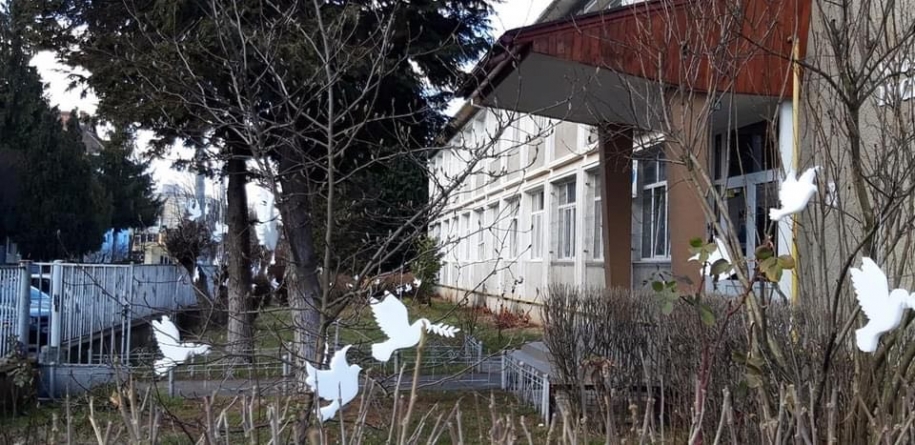 Suntem mai puternici împreună: La școala băimăreană din cartierul Săsar, Nichita Stănescu, colecta tuturor ajutoarelor, pentru ucraineni, se face în 25 martie!