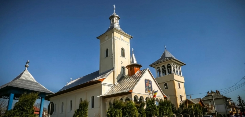 Sunteți invitați la hramul bisericii din Dumbrăvița