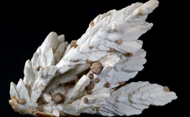 Gips, calcit din Mina Cavnic este exponatul săptămânii la Muzeul de Mineralogie Baia Mare