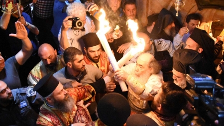 Ierusalim: A venit Sfânta Lumină