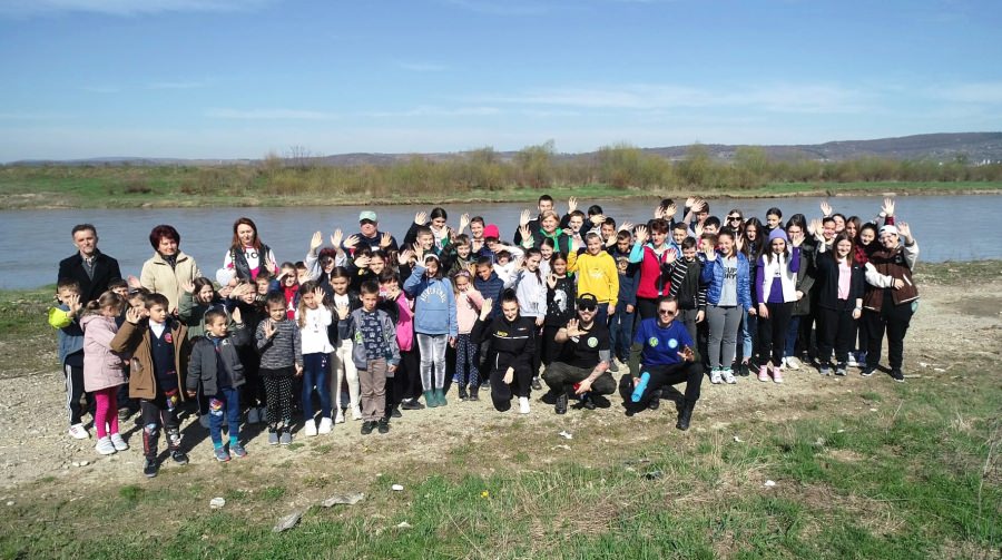 În Campania „Curățăm România”: În tot Maramureșul s-au colectat în o lună total aproape 11 tone de deșeuri! În regiunea NV, 34! Iată ce arată și responsabilii!