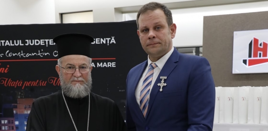 Semicentenar în slujba sănătății și a vieții: De aniversarea a 50 ani, distincții speciale acordate de PS Iustin conducerii dar și colectivului de la Județean!