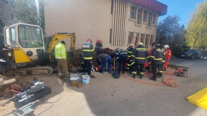 Intervenție în centrul orașului: În Baia Mare un muncitor tânăr rănit pe strada Școlii! A ajuns la UPU, în stare de conștiență!