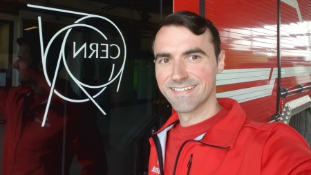 Exclusiv DirectMM: Interviul Special: Ionuț Ahrițculesei, maramureșeanul în vârstă de 34 ani care activează la CERN. Este primul pompier român din organizație!