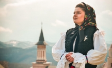 Îndrăgita maramureșeancă Maria Mihali va susține un recital de pricesne în cadrul conferinței-dialog „Crede numai!” de la Arad