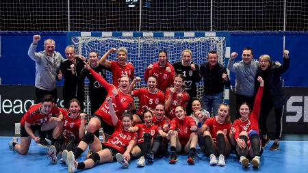 Handbal Feminin Cupele Europene: Minaur Baia Mare s-a calificat și totodată a marcat superba performanță, de a fi acolo iarăși în primele patru din competiție!