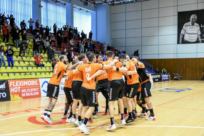 Handbal Masculin Cupele Europene: Minaur Baia Mare joacă acasă returul iar cu ajutorul suporterilor poate câștiga cupa! Rezultatul primei jumătăți!