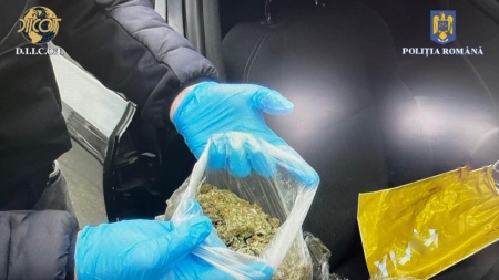 Acțiune a oamenilor legii: În total 7 percheziții domiciliare realizate recent în județul Maramureș! Un întreg arsenal descoperit astfel! Un arestat preventiv!