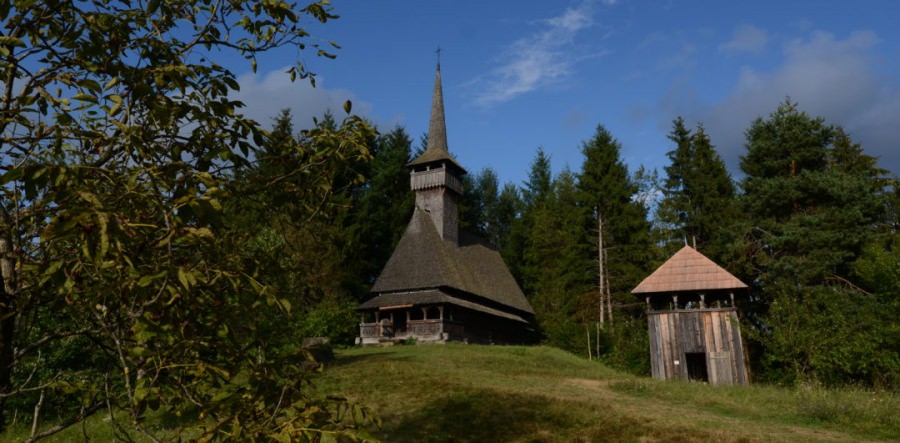 Concert de pricesne și cântece religioase în Muzeul Maramureșan din Sighetu Marmației