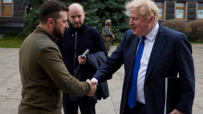 Boris Johnson la Kiev: „Ucraina a arătat curajul unui leu, iar tu, Volodimir, ai fost răgetul leului”