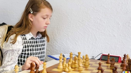 Performanță: Maramureșeanca Sara Maria Șunea, aur la Campionatele Naționale Individuale de Șah (FOTO)