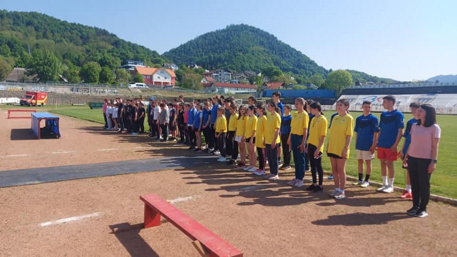 „Prietenii Pompierilor”: Elevii de la mai multe școli din Maramureș au participat la etapa județeană a concursului cercurilor tehnico-aplicative