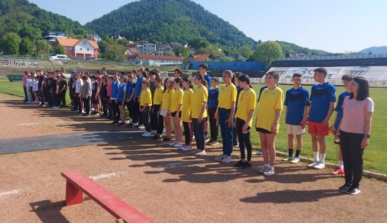 „Prietenii Pompierilor”: Elevii de la mai multe școli din Maramureș au participat la etapa județeană a concursului cercurilor tehnico-aplicative