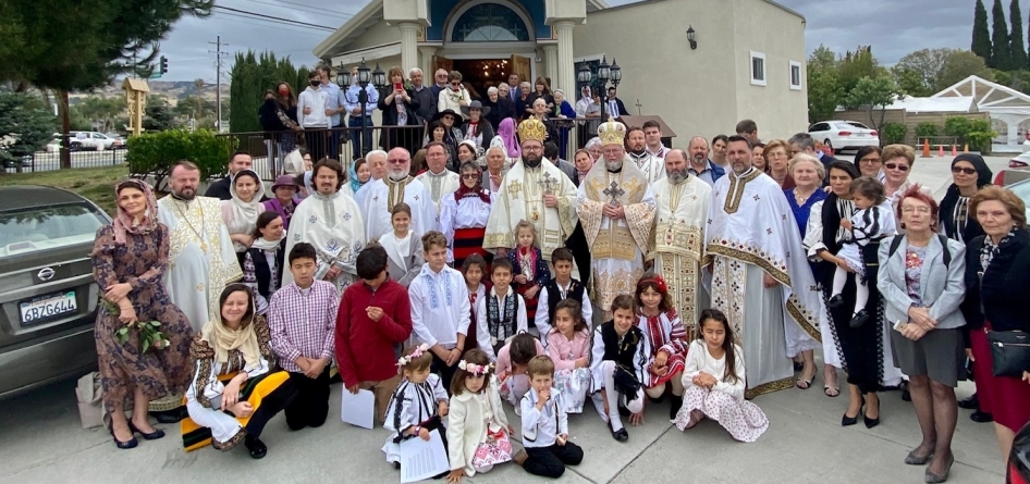 În această duminică: PS Iustin a liturghisit la biserica cu hramul „Înălțarea Sfintei Cruci” din San Jose, California