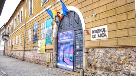 La Muzeul Județean de Artă «Centrul Artistic Baia Mare» a fost deschisă expoziția de grafică europeană cu lucrări din colecția av. George Șerban