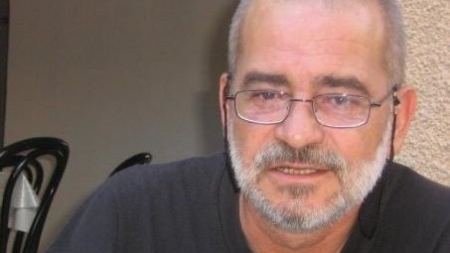 S-a tras marea cortină: Felix Arțuche, artistul din Maramureș al păpușilor din Teatrul Municipal, a ales scenele marionetelor care vor juca veșnic!