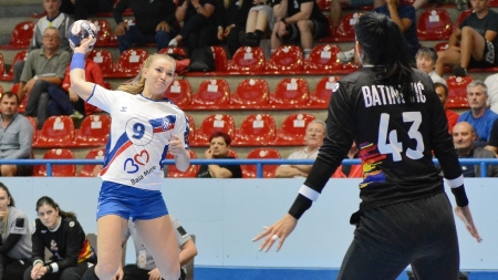 Handbal Feminin Liga Florilor: Minaur Baia Mare a câștigat cu Buzău pe teren propriu! Prestație bună la meciul de gală de acasă în penultima etapă!