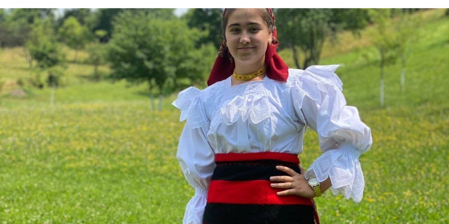 O elevă de la Școala Gimnazială Nr. 1 Strâmtura s-a calificat la faza națională a Concursului de Istorie „Memoria Holocaustului”