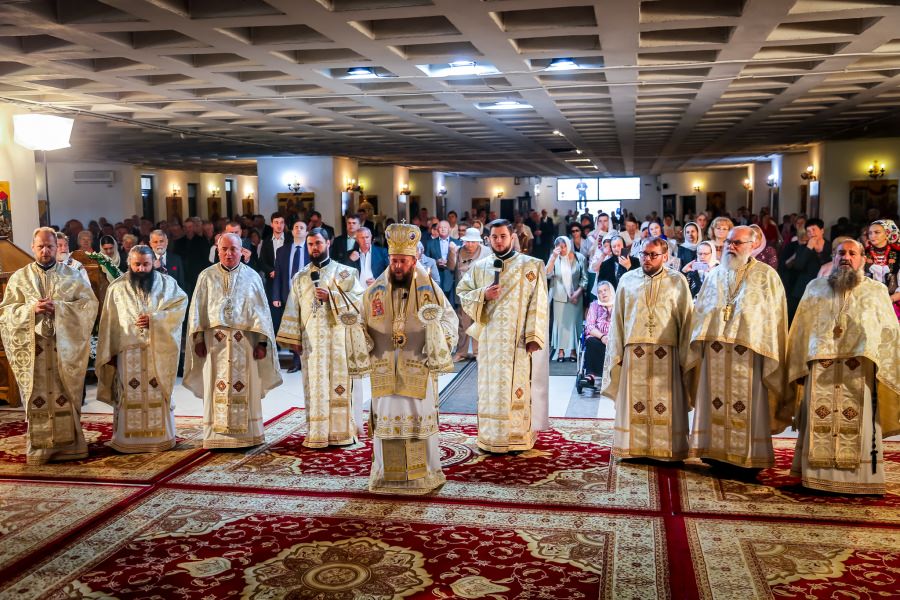 PS Timotei a săvârșit, sâmbătă, la Parohia hramul „Sfinții Împărați” Satu Mare, Sfânta Liturghie!