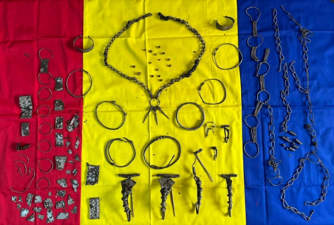 A ieșit la lumină: În județul Maramureș un tezaur dacic dezvăluit cu ajutorul detectorului de metale! Are cam 2 milenii și aparține dacilor liberi!