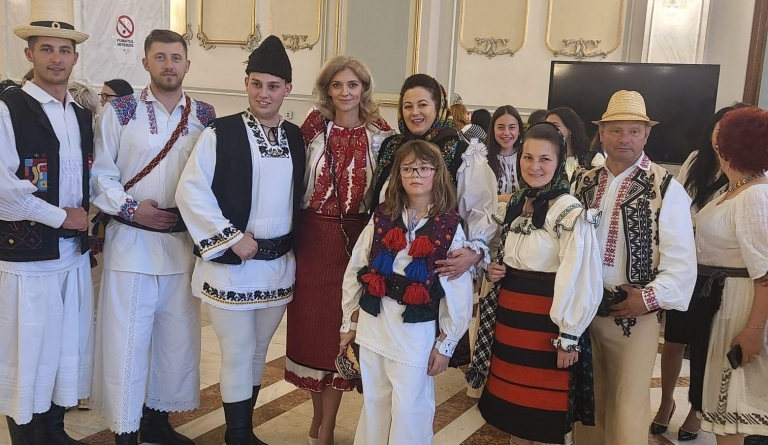 Ansamblul Folcloric Național “Transilvania” a fost prezent la evenimentul “IA Argeșeană și Musceleană”, organizat de Senatul României