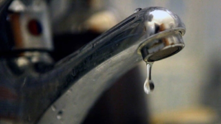 Întrerupere a furnizării apei, joi, pe câteva străzi din Tăuții Măgherăuș