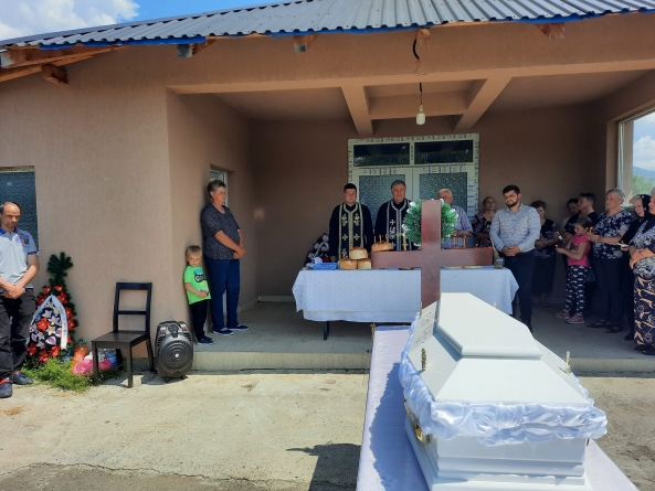 Cazul Câmpu Negru Sighet: Adolescentul din Maramureș în vârstă de 14 ani care este subiectul unei anchete de amploare va fi veșnic alături de mamă!