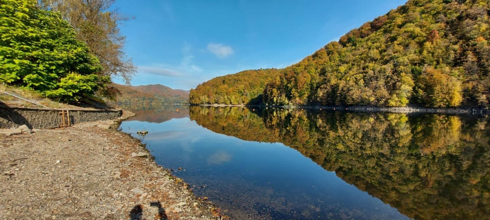 Anunț emis de responsabili: Acum în Maramureș lângă municipiul Baia Mare se realizează importante lucrări la Baraj Firiza! Oprit accesul pe maluri!