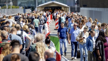 Analiză: Călătoriile în această vară vor fi un adevărat coșmar. Motivele haosului anunțat oficial acum în transporturi!