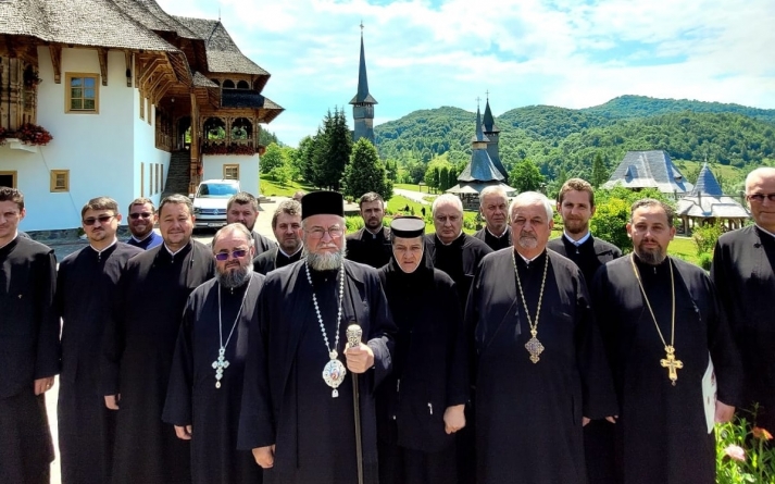 Protopopiatele Sighet și Vișeu: În județul Maramureș conferința preoțească de primăvară la Mănăstirea Bârsana! Iată cum s-a derulat toată acțiunea!