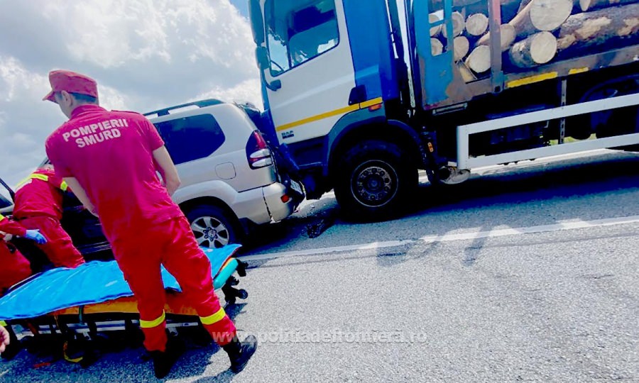 Mafia lemnului este mare: În estul Maramureșului în orașul Borșa circ cu oamenii legii și hoți! Polițiști de frontieră pur și simplu atacați de ei!