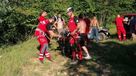 O nouă alertă Salvamont: În județul Maramureș un bărbat a primit ajutorul salvatorilor montani! Are vârsta: 57 ani! Au contactat 112 aparținătorii!