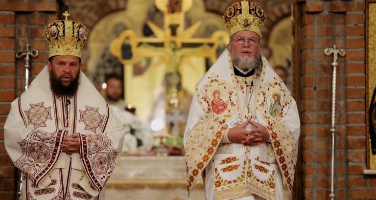 Unde liturghisesc ierarhii în această duminică