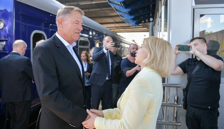 Klaus Iohannis a ajuns la Kiev, împreună cu Emmanuel Macron, Olaf Scholz, Mario Draghi!