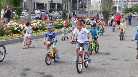 În curtea Catedralei din Baia Mare va avea loc concursul „Micul Biciclist Creștin”, ediția a IX-a