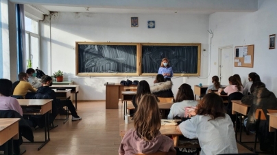 Proiectul „Relații sănătoase vs. relații toxice” s-a încheiat în acest an școlar; Ce informații au aflat elevii de la polițiști