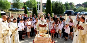 PS Iustin a târnosit biserica din localitatea Someșeni, județul Satu Mare