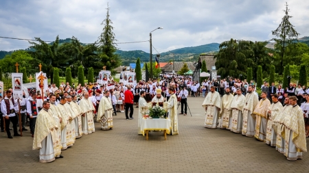 Slujire arhierească în Parohia Ortodoxă Șieu (FOTO)