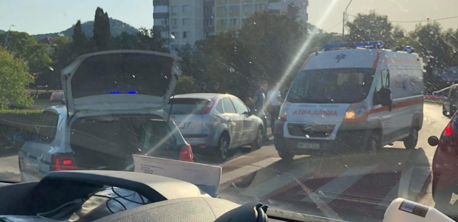 O temă de circulație: În centrul municipiului Baia Mare avem o trecere care este destinată pietonilor, foarte periculoasă! Propunerile cetățenilor!