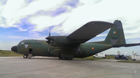 România trimite trei aeronave militare în Slovenia să ajute la stingerea incendiilor de păduri