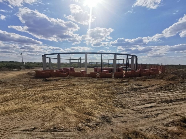 Centrul Terapii Alternative Althera: Acum în Maramureș se realizează un obiectiv pentru persoanele speciale! Arenă, 7 cabinete, terapie cu animale!