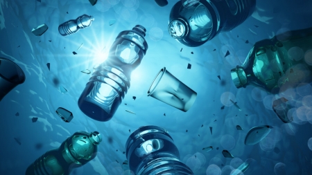 Mai multe virusuri periculoase rămân infecțioase timp de mai multe zile în apa dulce poluată cu plastic (studiu)