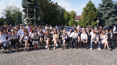 Sunt elevi de aur: 282 olimpici maramureșeni au susținerea să meargă în tabără specială, de vară! Care vor fi activitățile pentru tineri în august!