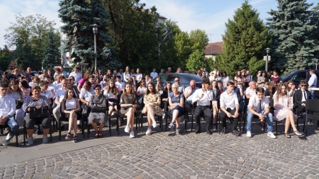 Sunt elevi de aur: 282 olimpici maramureșeni au susținerea să meargă în tabără specială, de vară! Care vor fi activitățile pentru tineri în august!