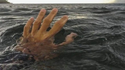 Semnal de alarmă: În luna iunie, în România, 35 de persoane și-au pierdut viața în urma scăldatului în locuri neamenajate