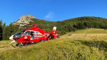 O nouă alertă Salvamont: În județul Maramureș o femeie a primit ajutorul salvatorilor montani pe Creasta Cocoșului! Iată și filmul acestei acțiuni!